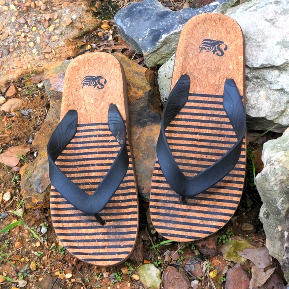 Strand Men's Black with Cork Sole Flip-Flops - Picture 1 of 13